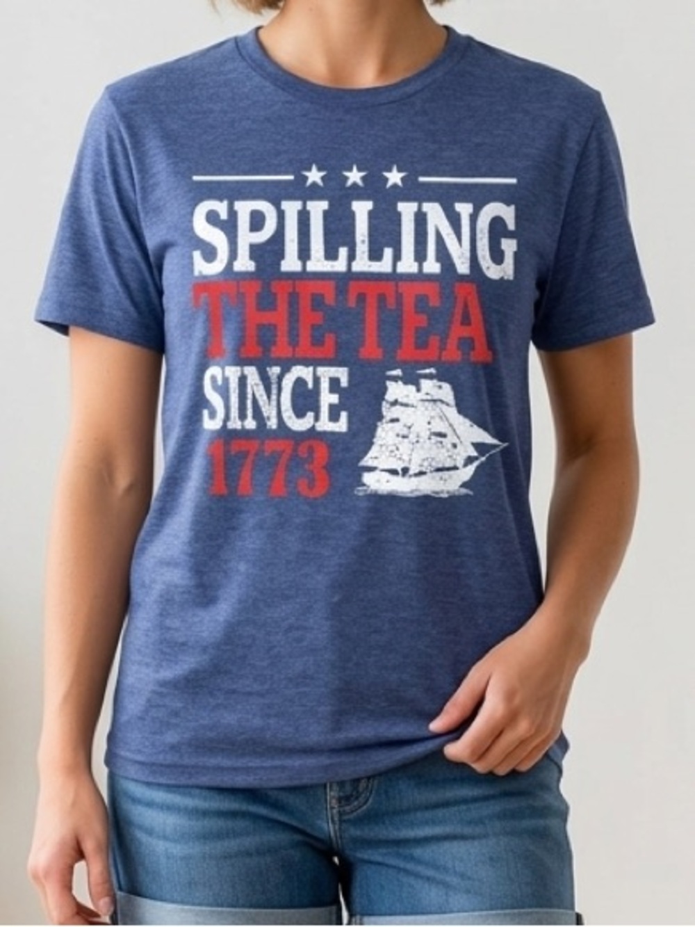NWOT Spilling The Tea Since 1773 Blue Heather T-Shirt Boston Tea Party Graphic M